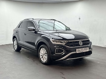 Used Volkswagen T-Roc 2023 for sale - 79407274: Photo