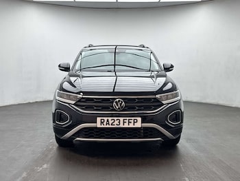 Used Volkswagen T-Roc 2023 for sale - 79407274: Photo