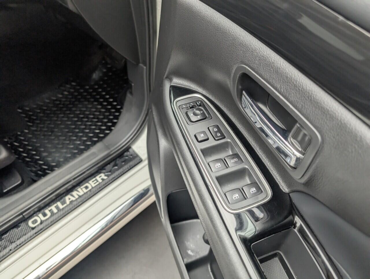 Used Mitsubishi Outlander 2018 for sale - 77143244: Photo 22