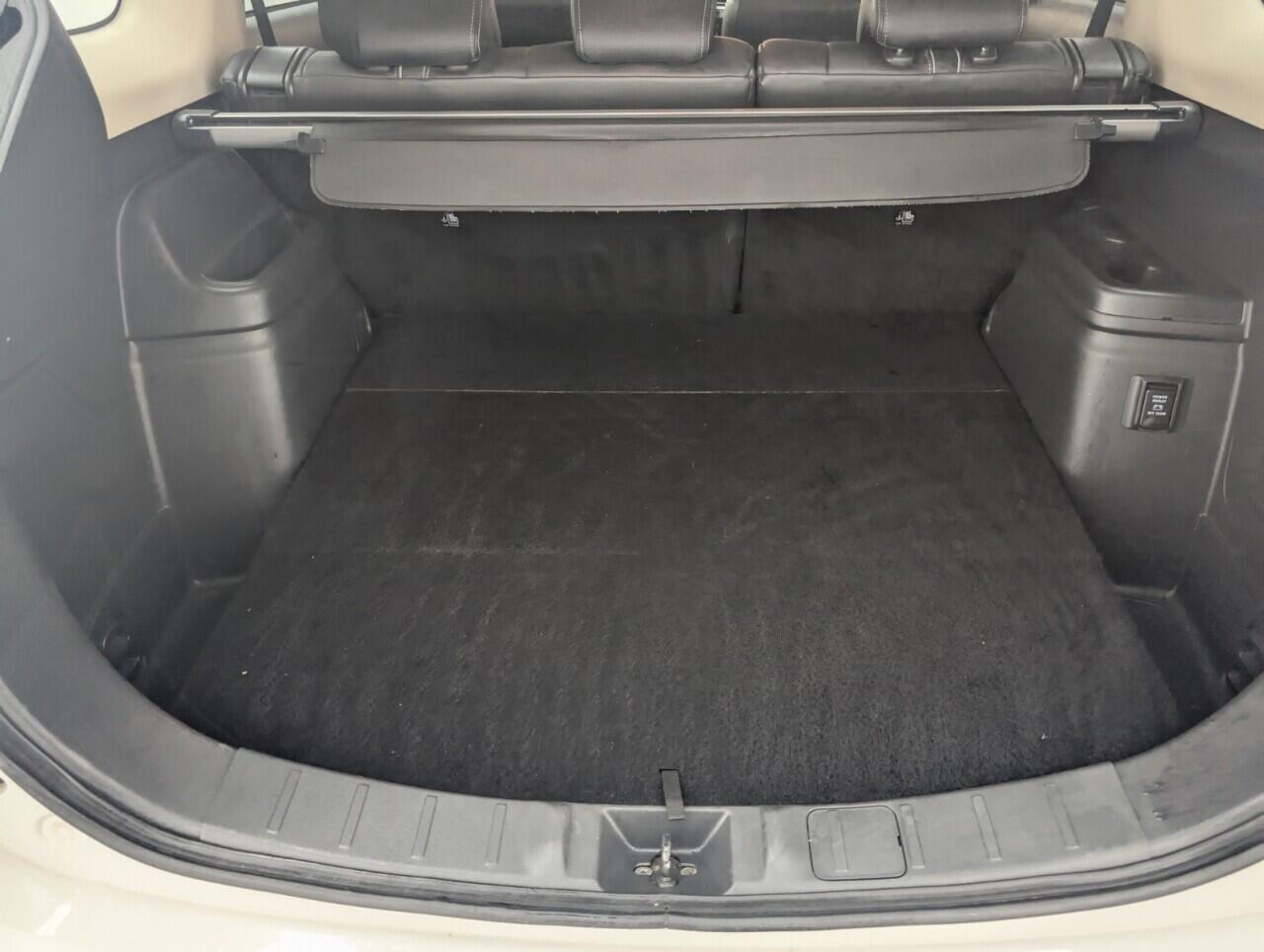 Used Mitsubishi Outlander 2018 for sale - 77143244: Photo 27