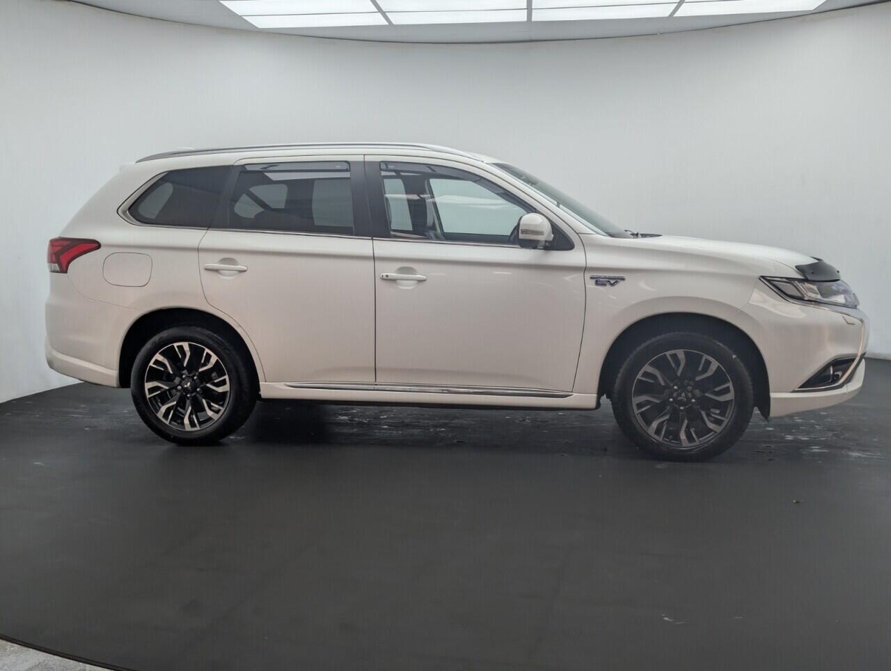 Used Mitsubishi Outlander 2018 for sale - 77143244: Photo 9