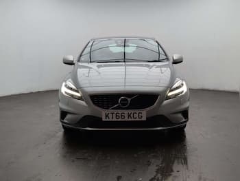 Used Volvo V40 2016 for sale - 79652562: Photo