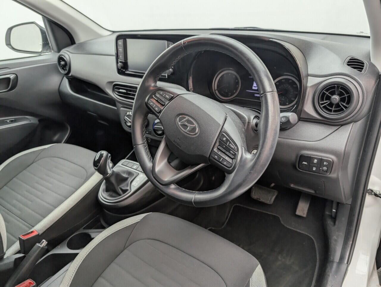 Used Hyundai i10 2022 for sale - 76424458: Photo 11