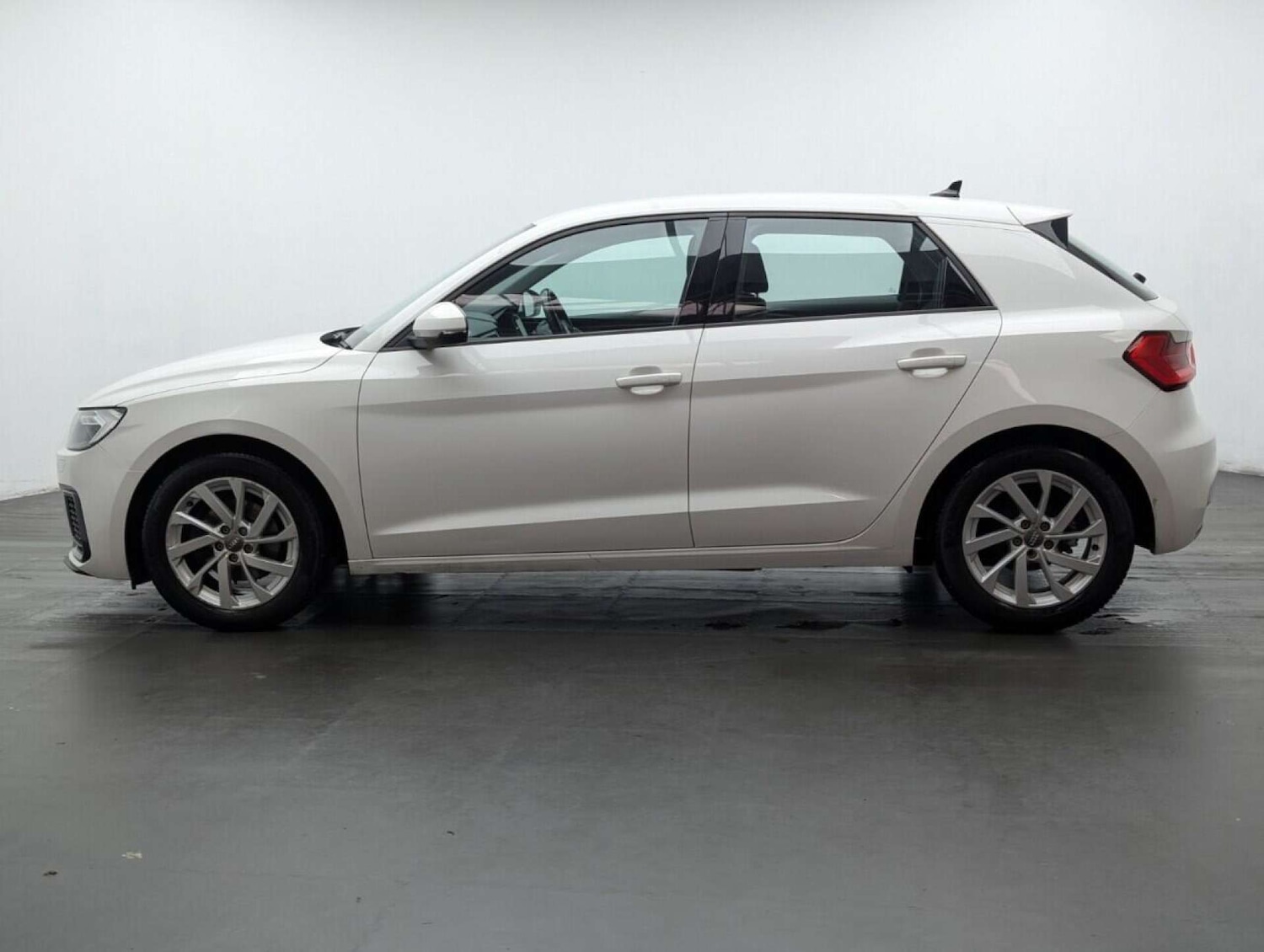 Used Audi A1 2019 for sale - 77714049: Photo 5
