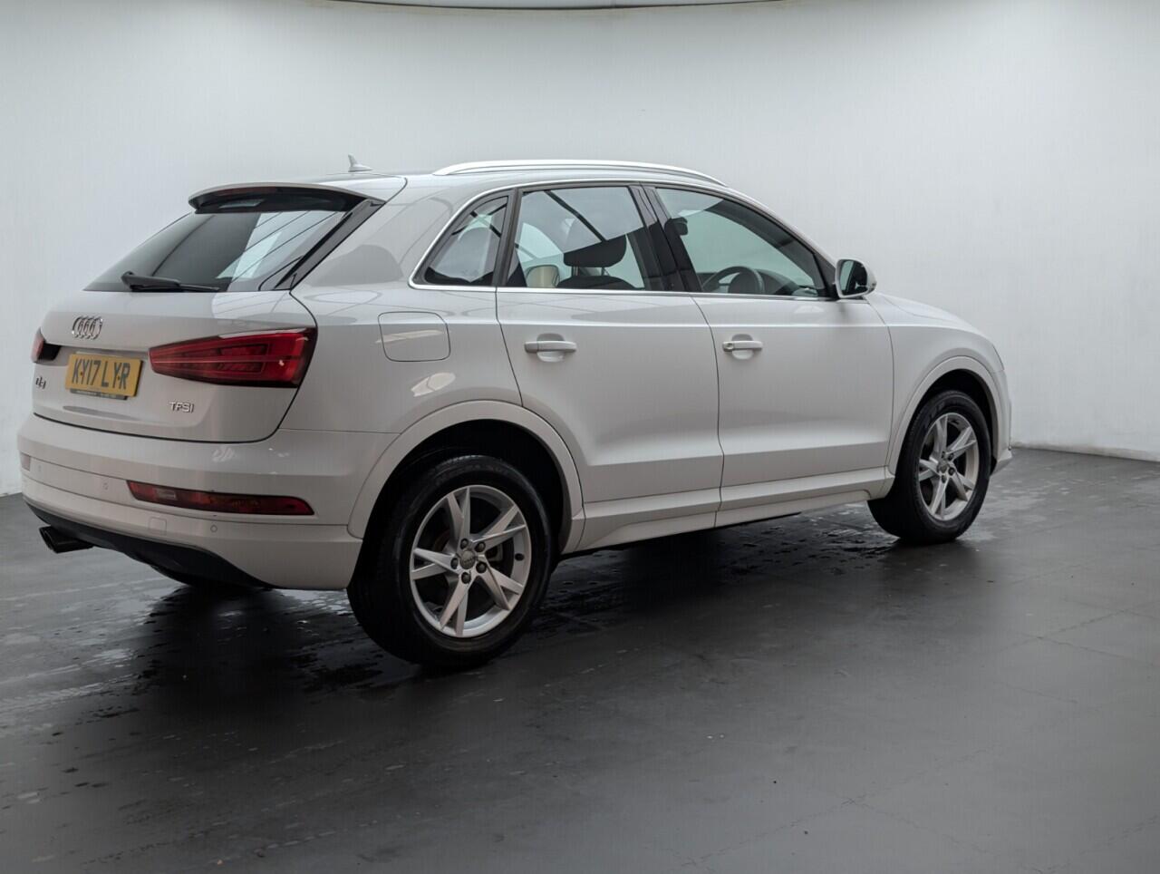 Used Audi Q3 2017 for sale - 76424166: Photo 8