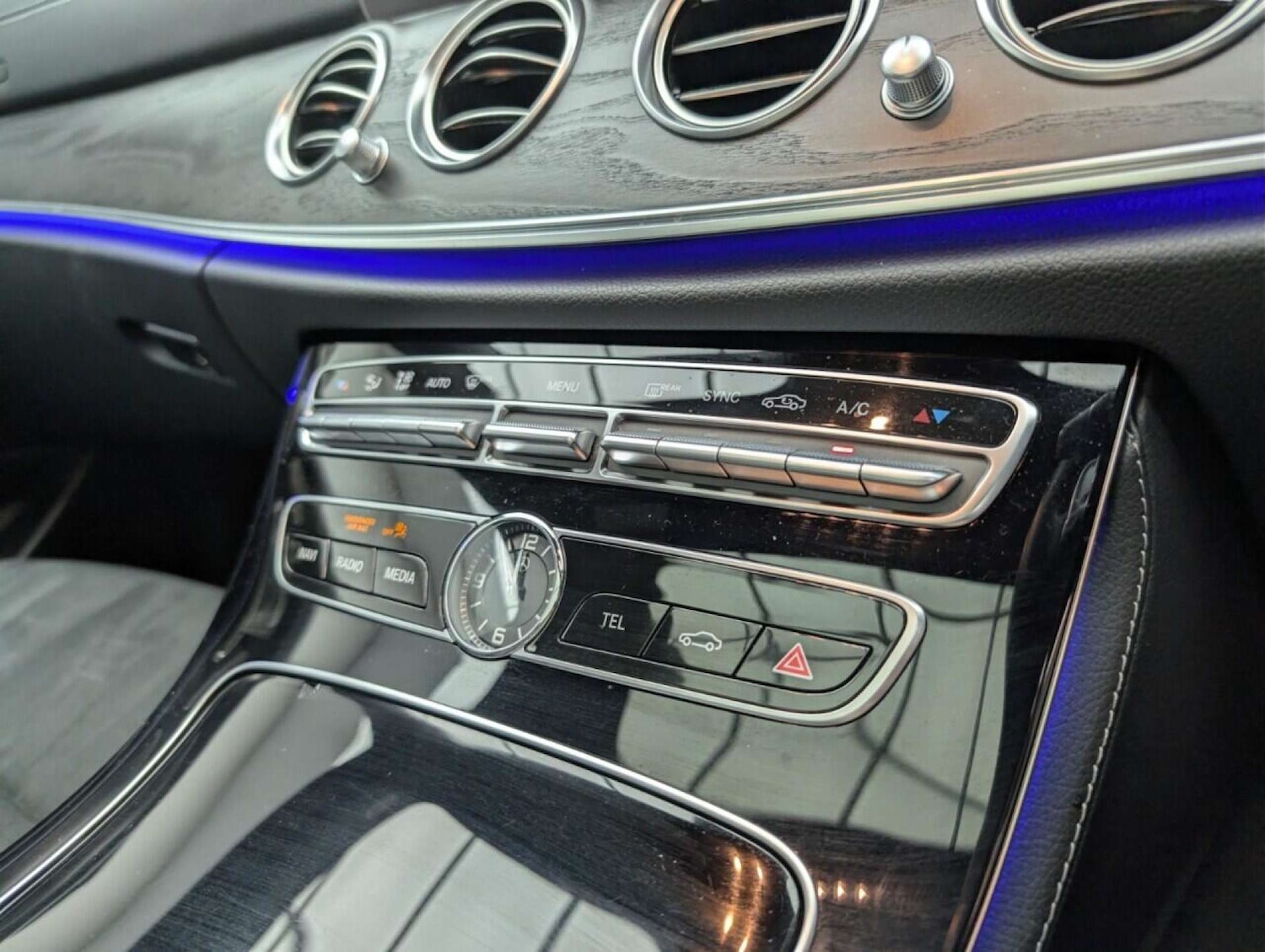 Used Mercedes-Benz E Class 2017 for sale - 77713910: Photo 16