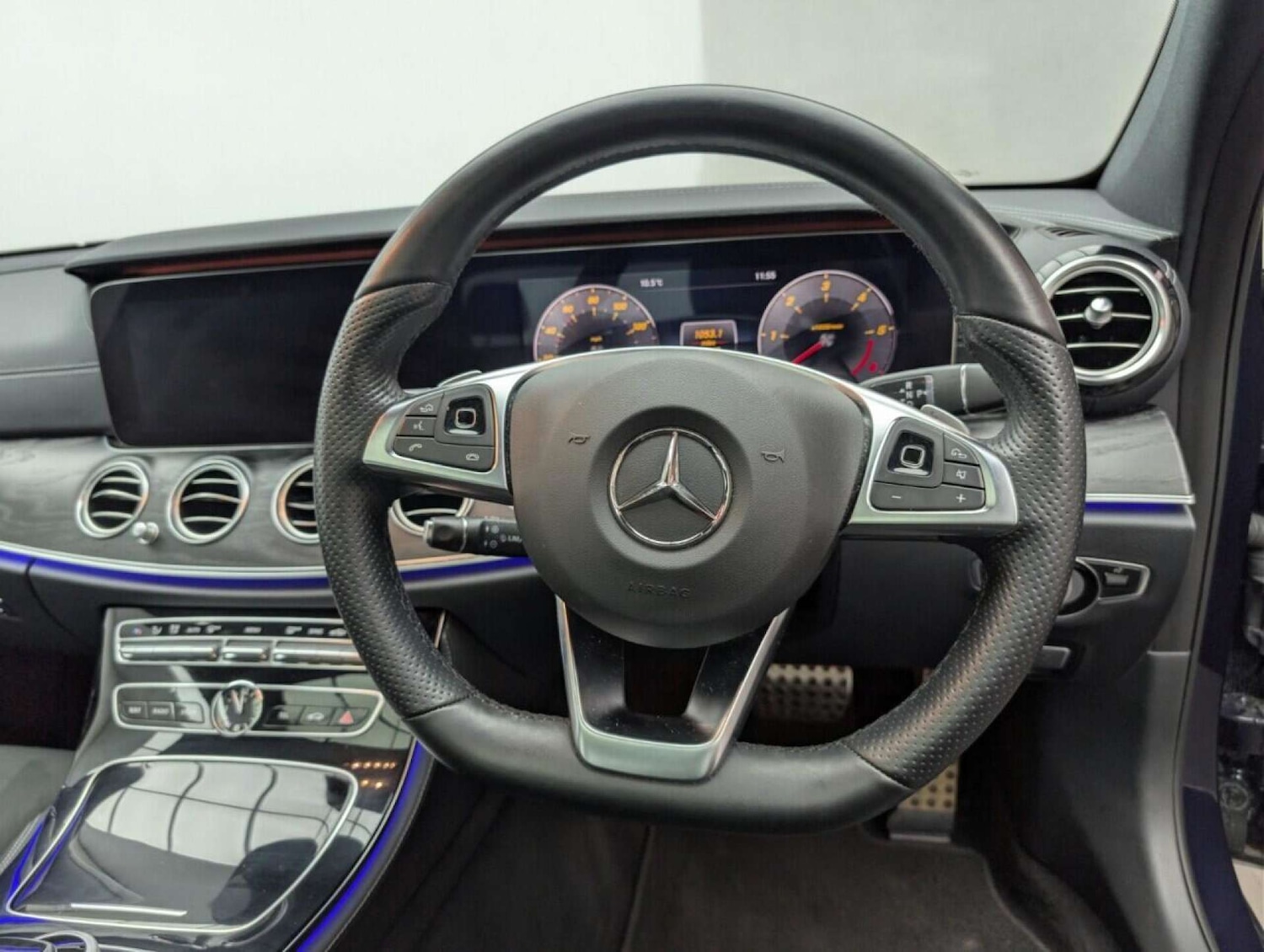 Used Mercedes-Benz E Class 2017 for sale - 77713910: Photo 23