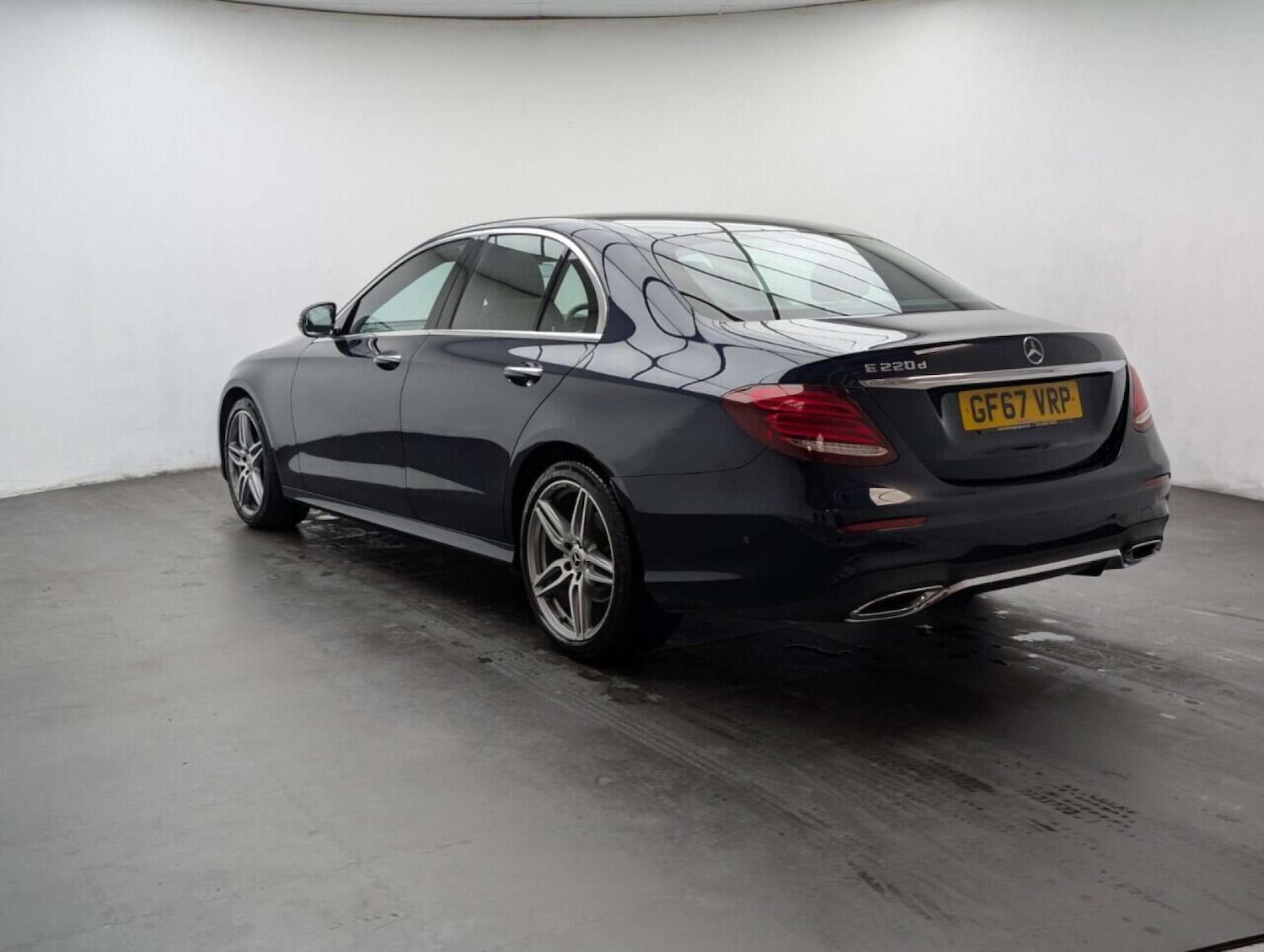 Used Mercedes-Benz E Class 2017 for sale - 77713910: Photo 6