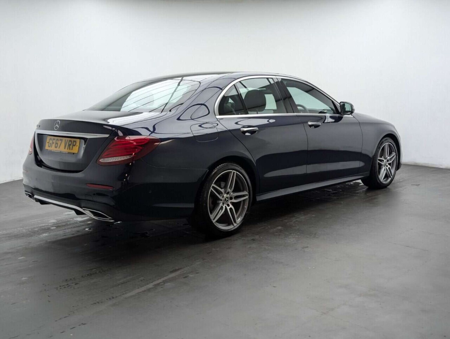 Used Mercedes-Benz E Class 2017 for sale - 77713910: Photo 8