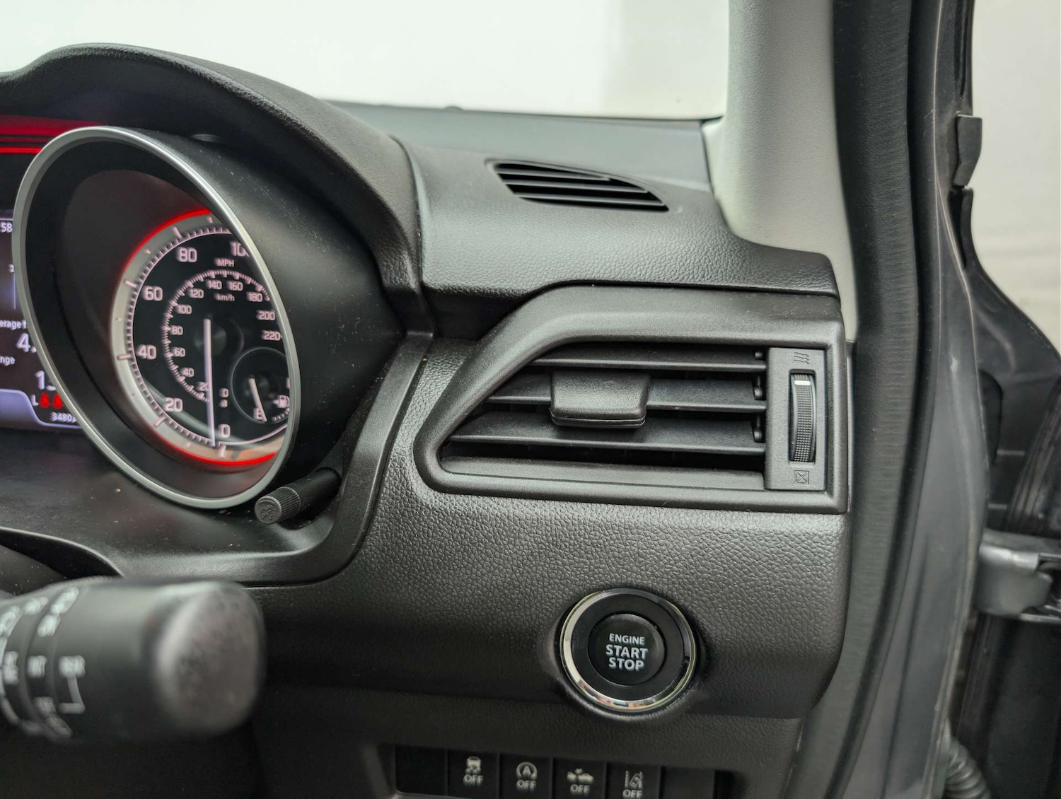 Used Suzuki Swift 2019 for sale - 78091313: Photo 26