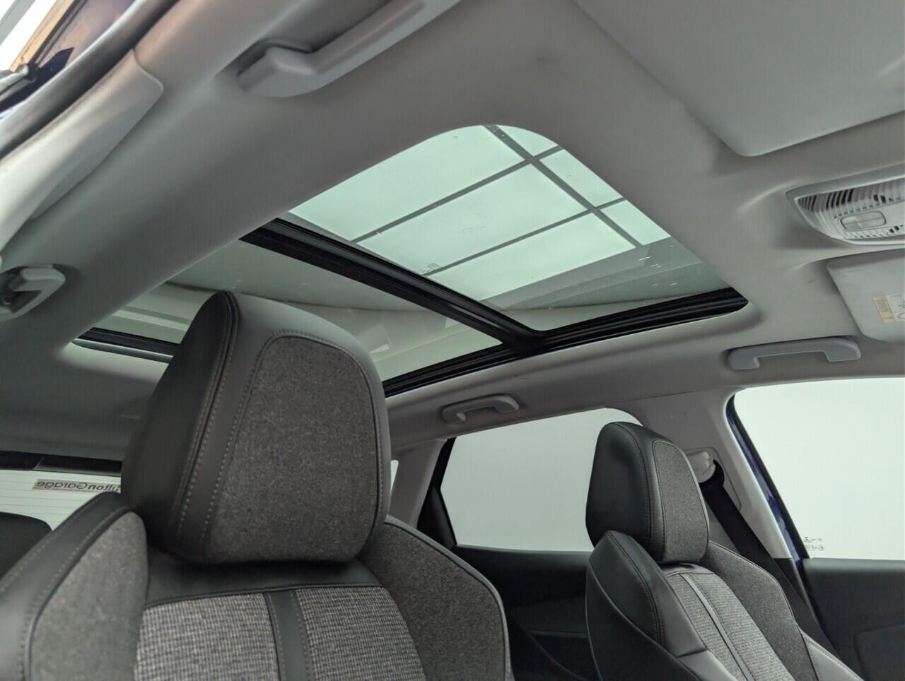 Used Peugeot 3008 2017 for sale - 76473021: Photo 23