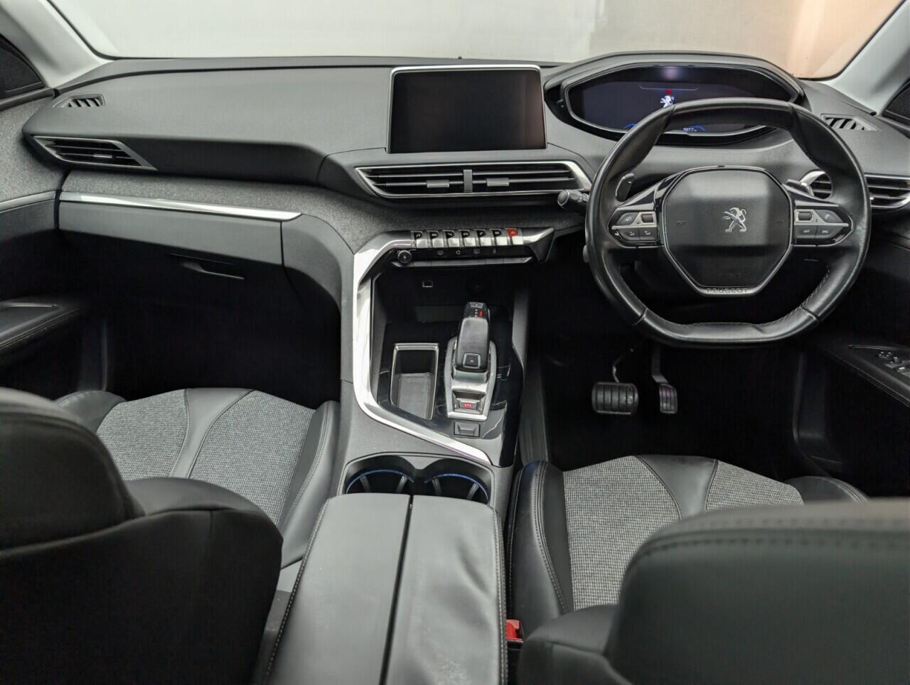 Used Peugeot 3008 2017 for sale - 76473021: Photo 24