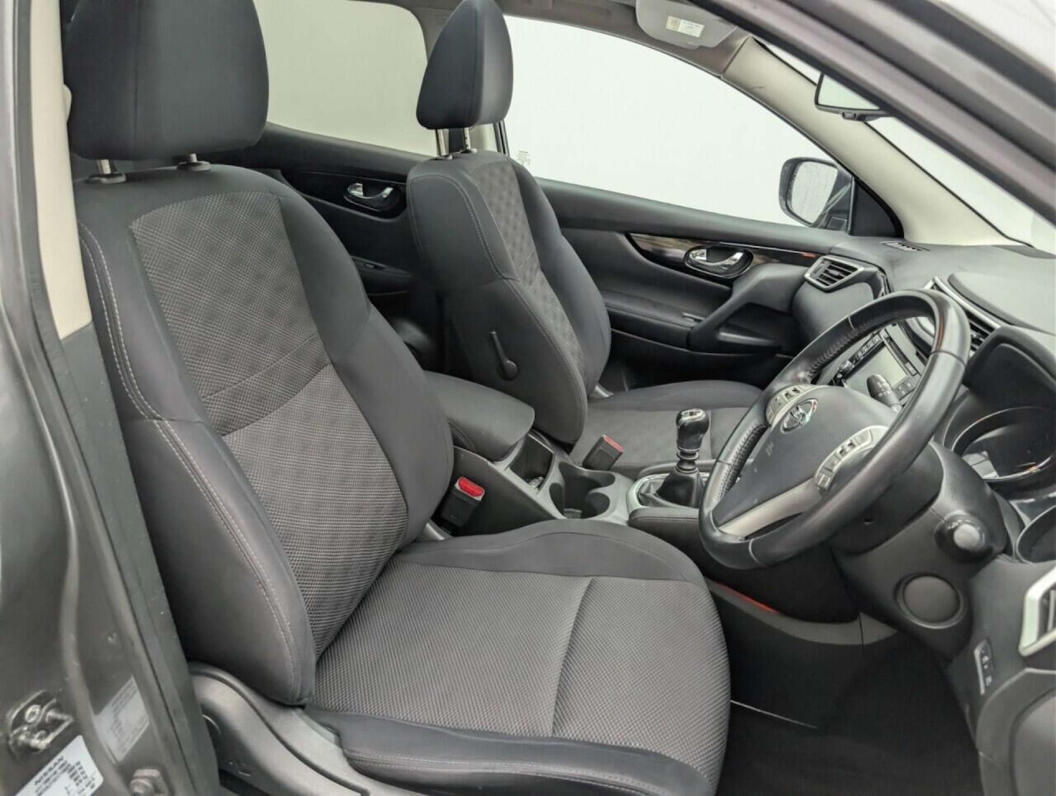 Used Nissan Qashqai 2016 for sale - 77713726: Photo 11