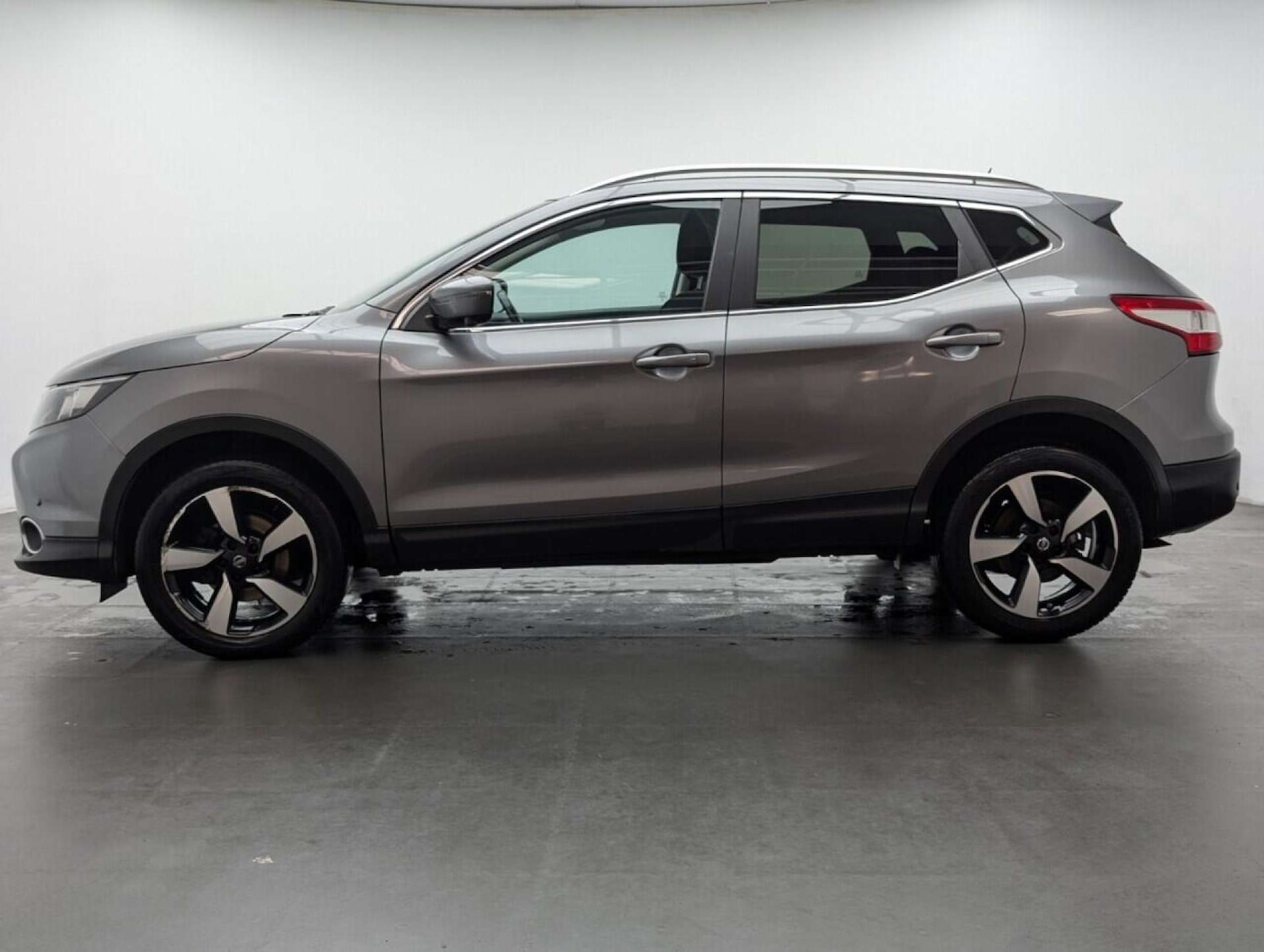 Used Nissan Qashqai 2016 for sale - 77713726: Photo 5