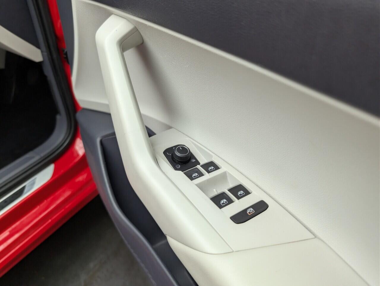 Used Volkswagen Polo 2019 for sale - 76521489: Photo 33