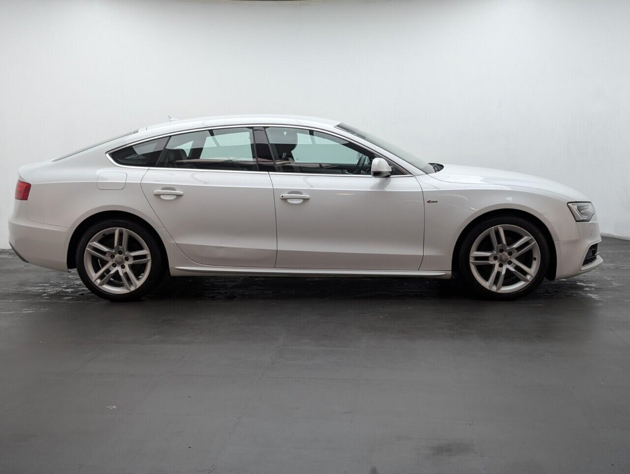 Used Audi A5 2015 for sale - 76608306: Photo 9