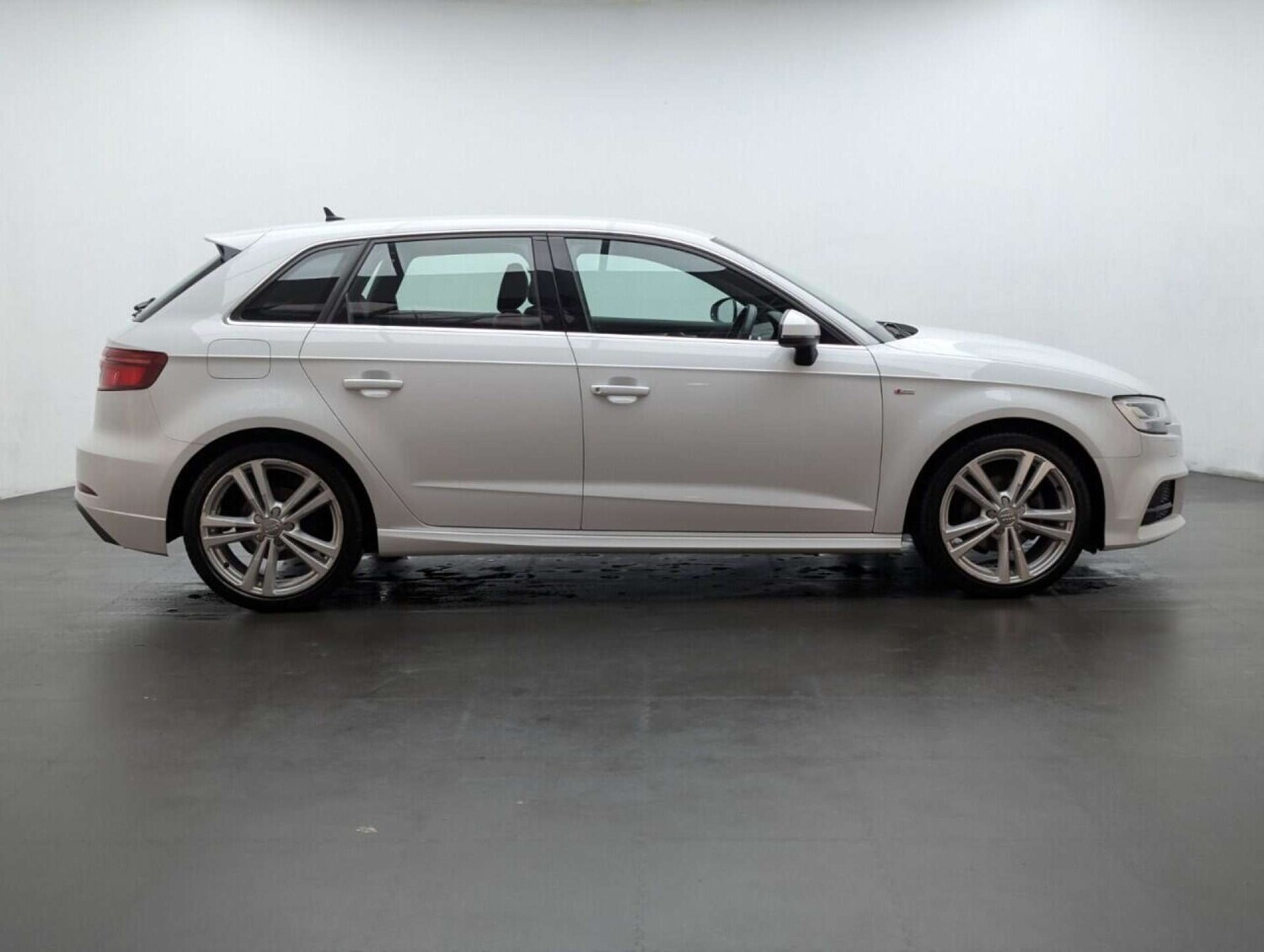 Used Audi A3 2020 for sale - 77713361: Photo 9