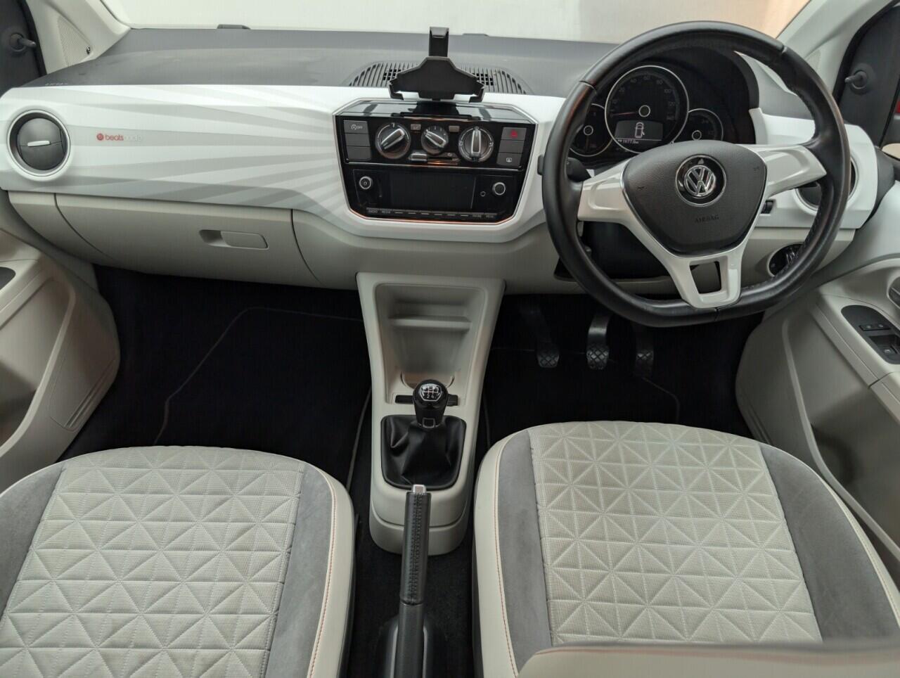 Used Volkswagen up! 2019 for sale - 76425840: Photo 19