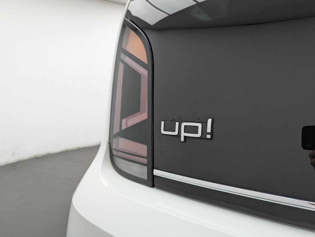 Used Volkswagen up! 2019 for sale - 76425840: Photo 22