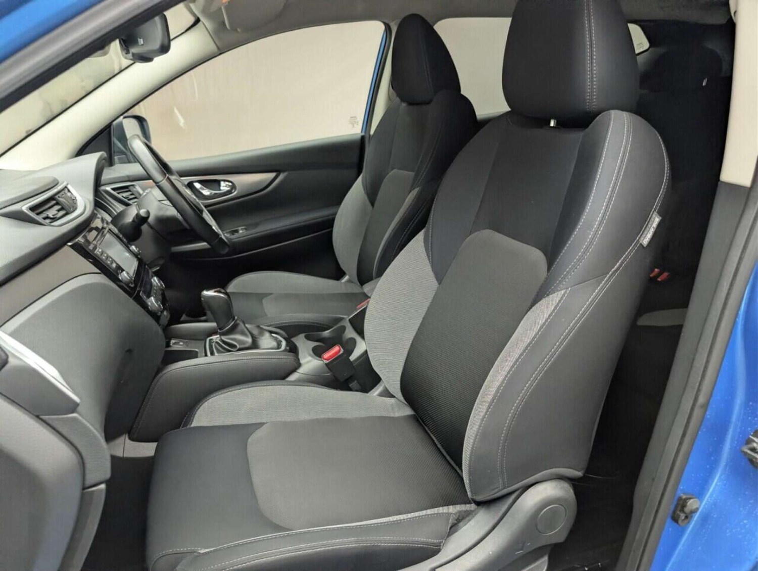 Used Nissan Qashqai 2017 for sale - 77872466: Photo 31