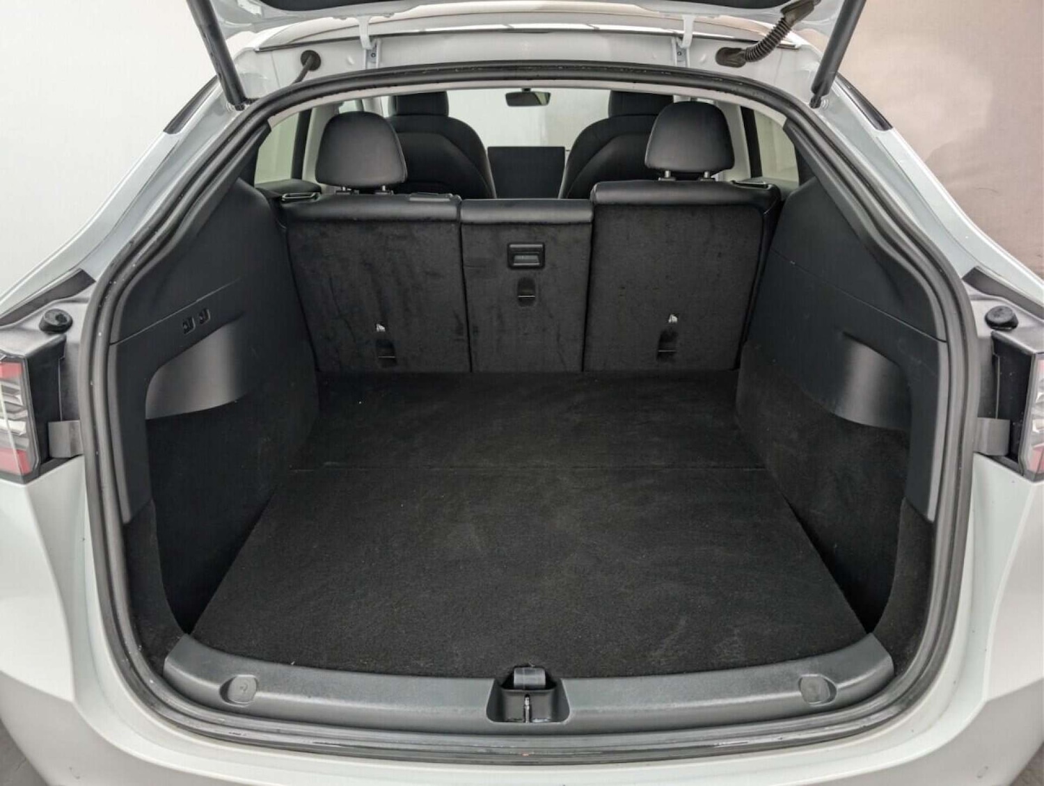 Used Tesla Model Y 2022 for sale - 77714790: Photo 26