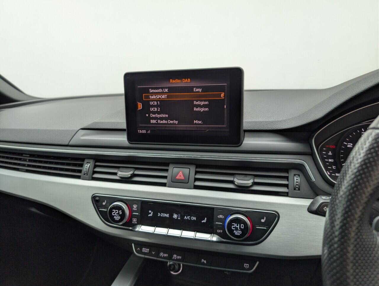 Used Audi A4 Avant 2019 for sale - 76498618: Photo 13