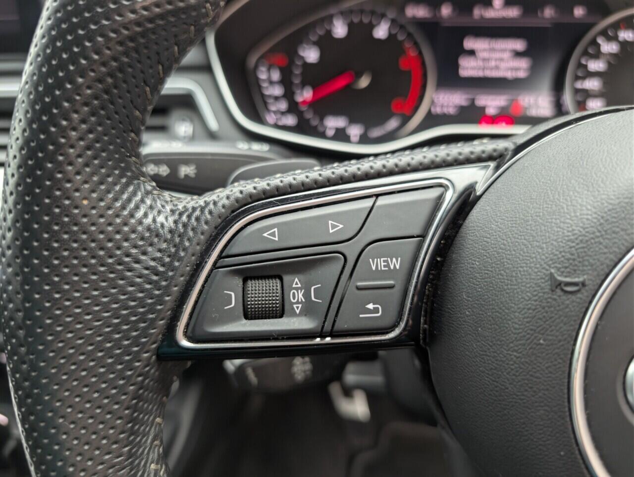 Used Audi A4 Avant 2019 for sale - 76498618: Photo 17