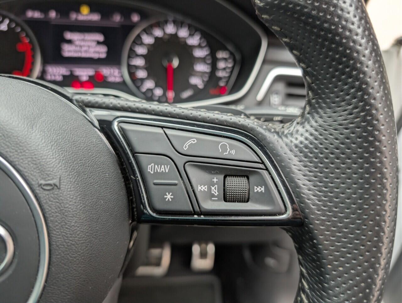 Used Audi A4 Avant 2019 for sale - 76498618: Photo 18