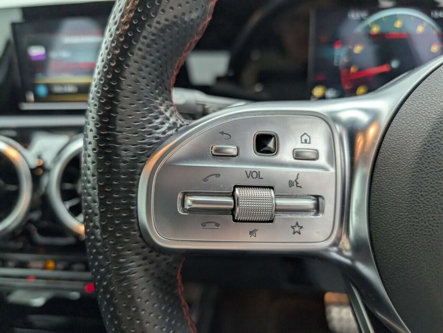 Used Mercedes-Benz A-Class 2019 for sale - 77713415: Photo 17