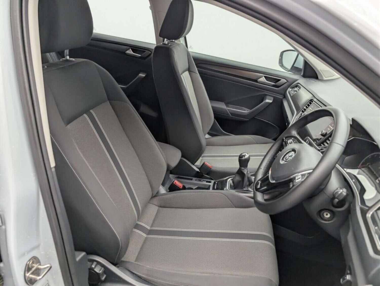 Used Volkswagen T-Roc 2019 for sale - 77713399: Photo 12