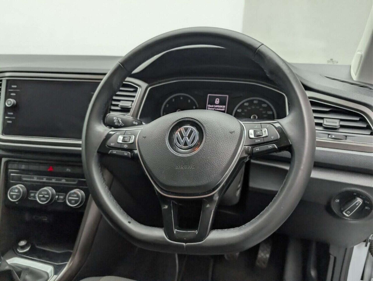 Used Volkswagen T-Roc 2019 for sale - 77713399: Photo 20
