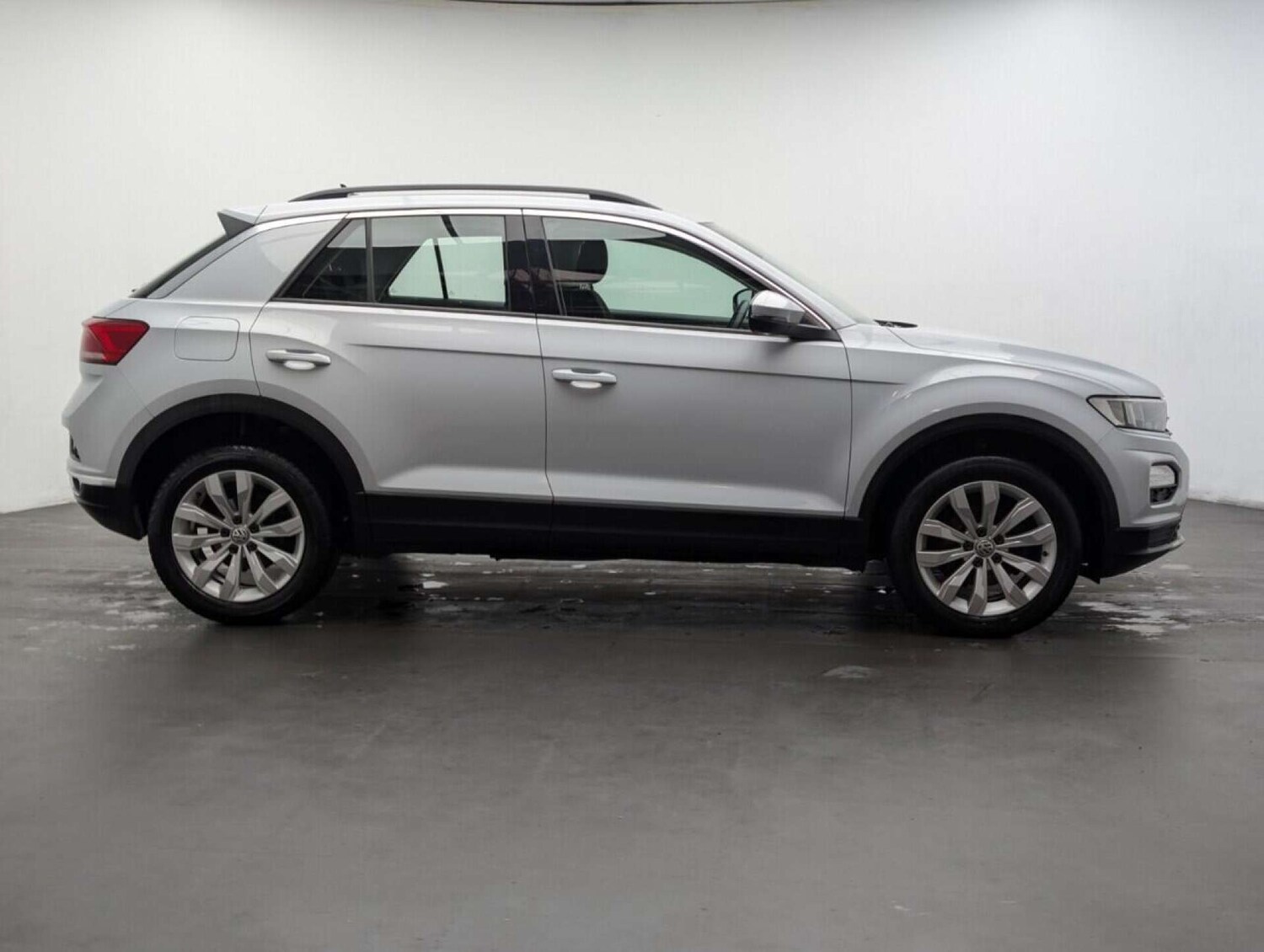 Used Volkswagen T-Roc 2019 for sale - 77713399: Photo 9