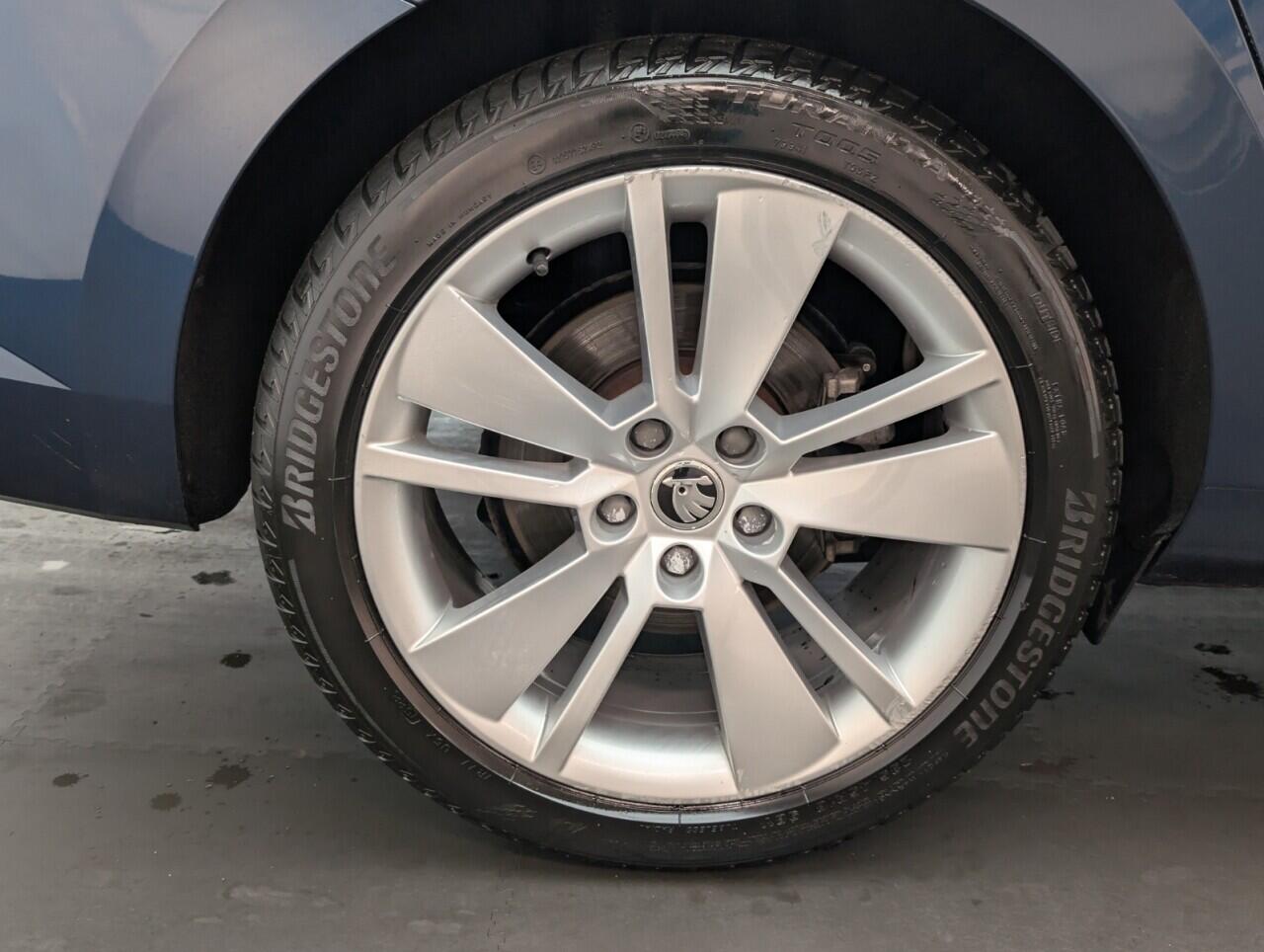 Used Skoda Superb 2021 for sale - 76425154: Photo 10