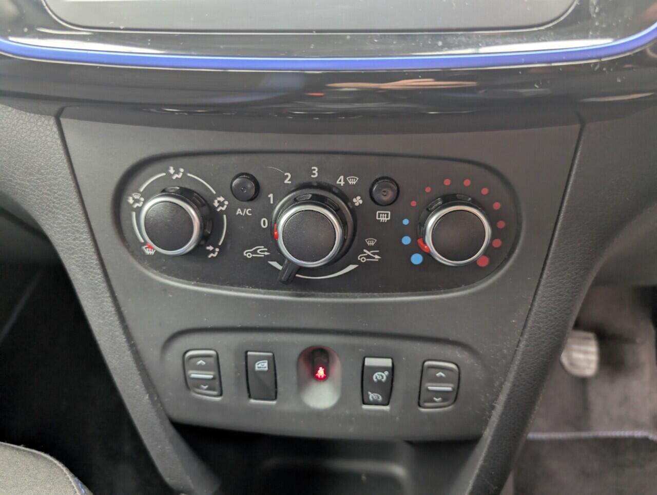 Used Dacia Sandero Stepway 2020 for sale - 76423793: Photo 17