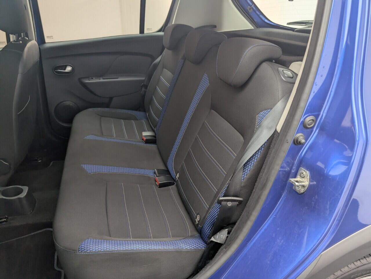 Used Dacia Sandero Stepway 2020 for sale - 76423793: Photo 28