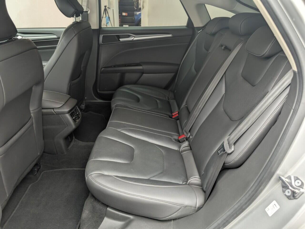 Used Ford Mondeo 2017 for sale - 76424520: Photo 29