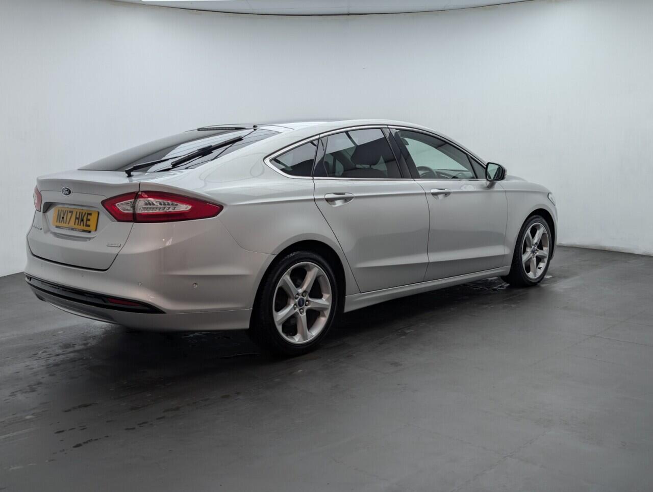 Used Ford Mondeo 2017 for sale - 76424520: Photo 8