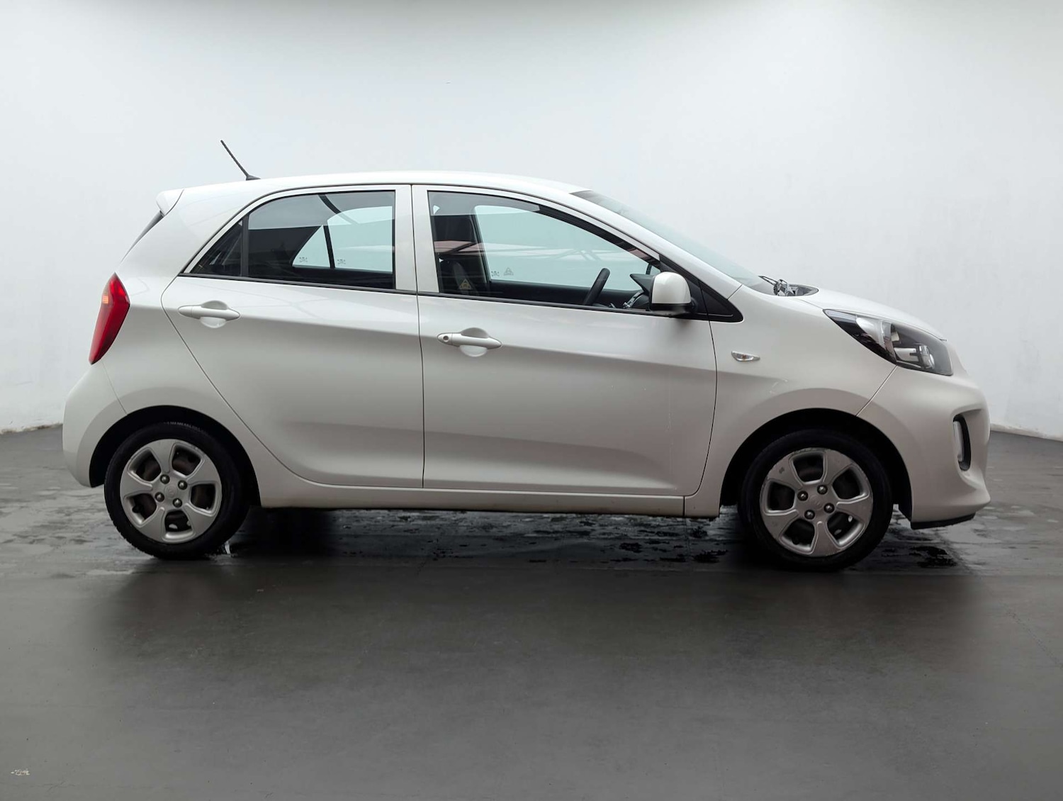 Used Kia Picanto 2016 for sale - 77845672: Photo 11