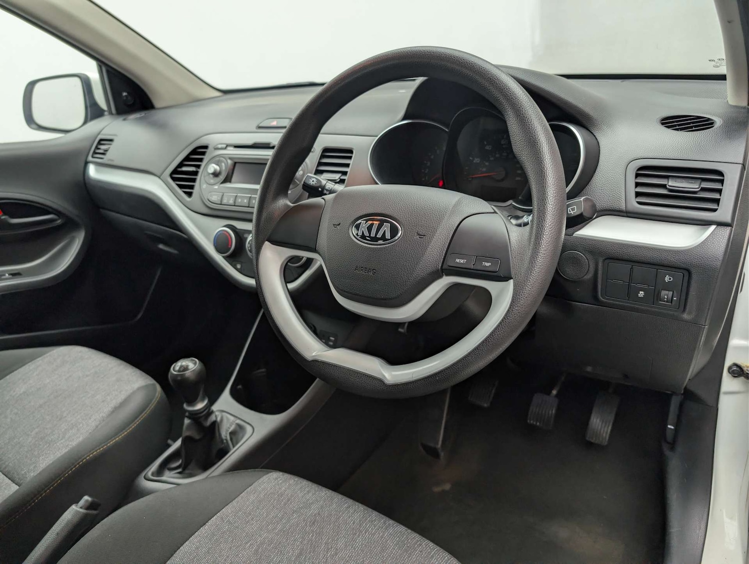 Used Kia Picanto 2016 for sale - 77845672: Photo 19