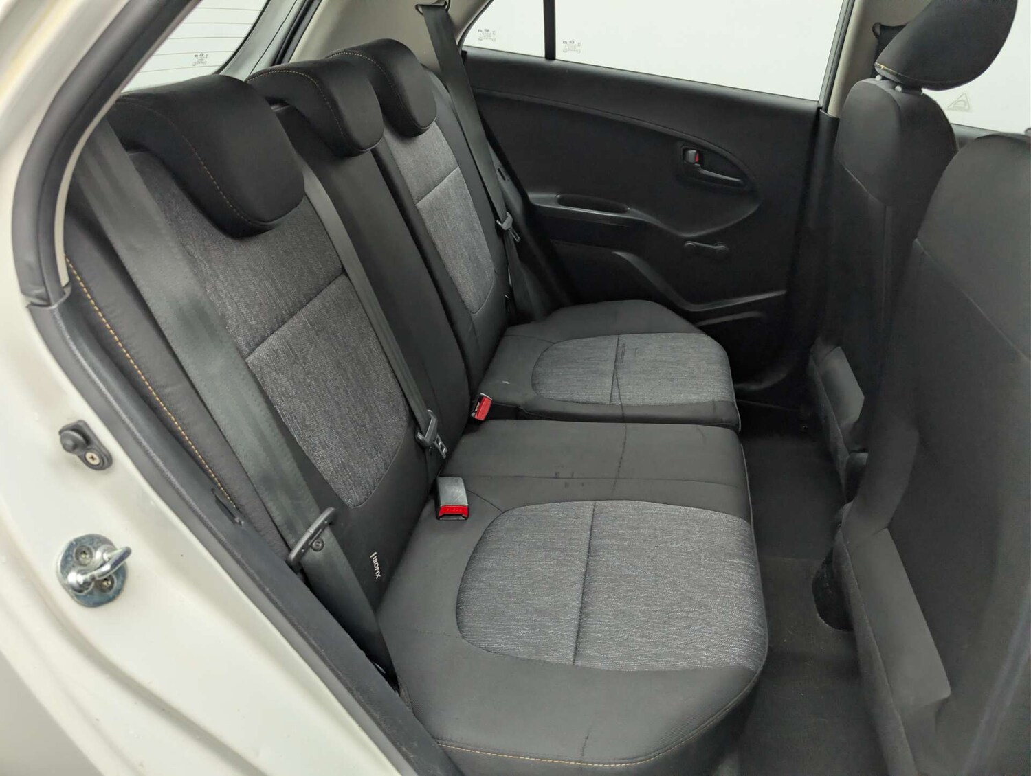 Used Kia Picanto 2016 for sale - 77845672: Photo 23