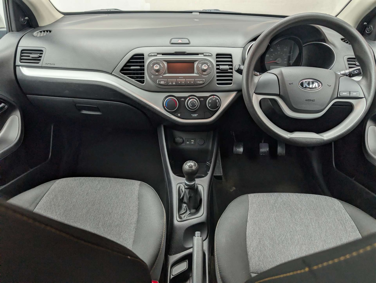 Used Kia Picanto 2016 for sale - 77845672: Photo 30