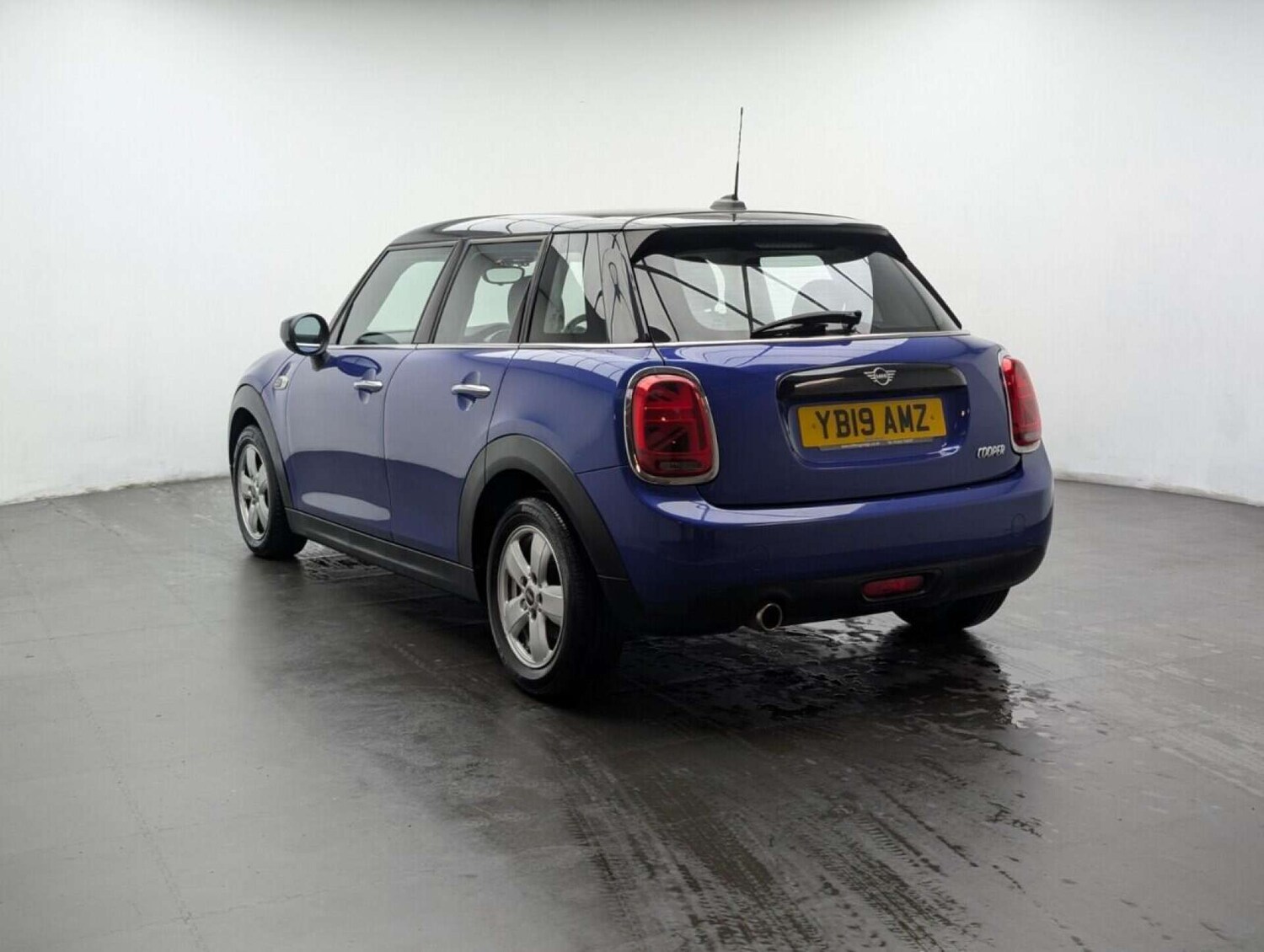 Used MINI Hatch 2019 for sale - 77714395: Photo 6
