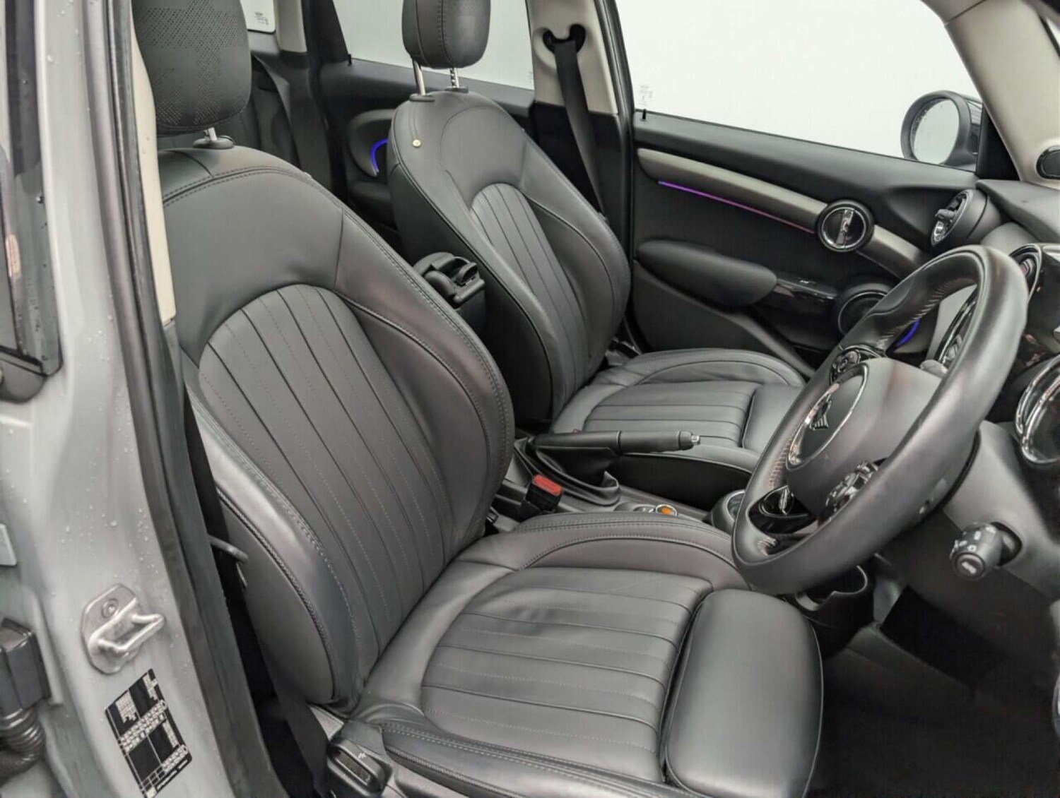 Used MINI Hatch 2020 for sale - 77713037: Photo 12