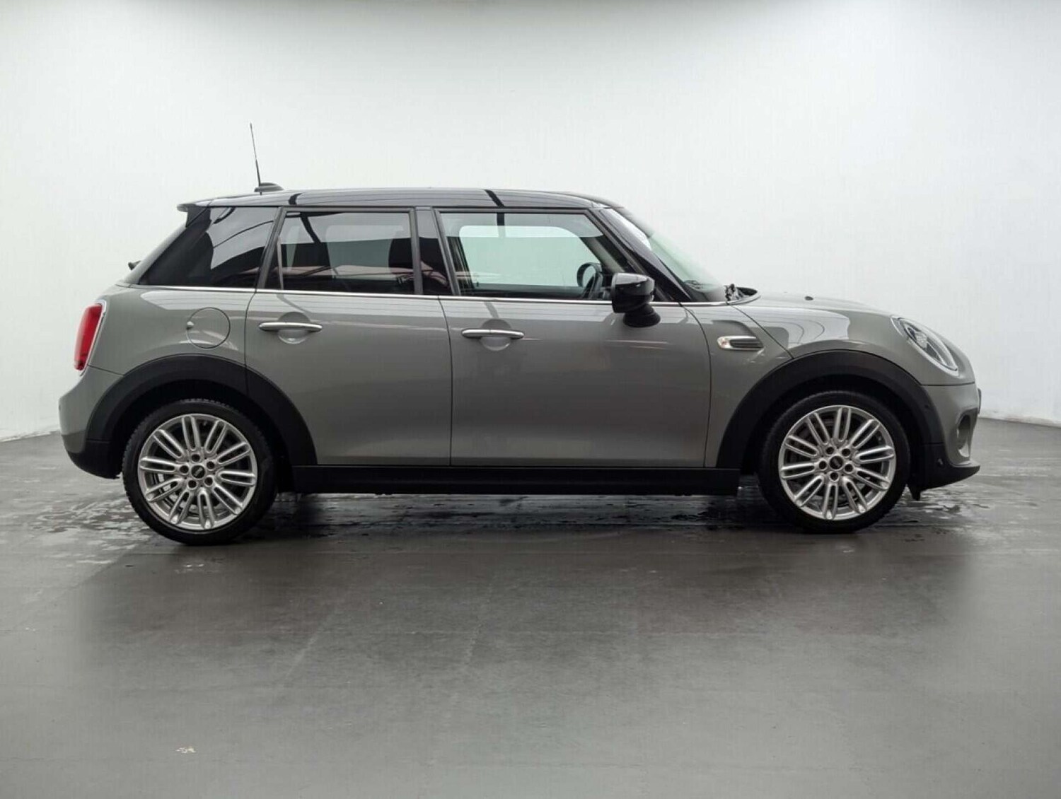 Used MINI Hatch 2020 for sale - 77713037: Photo 9