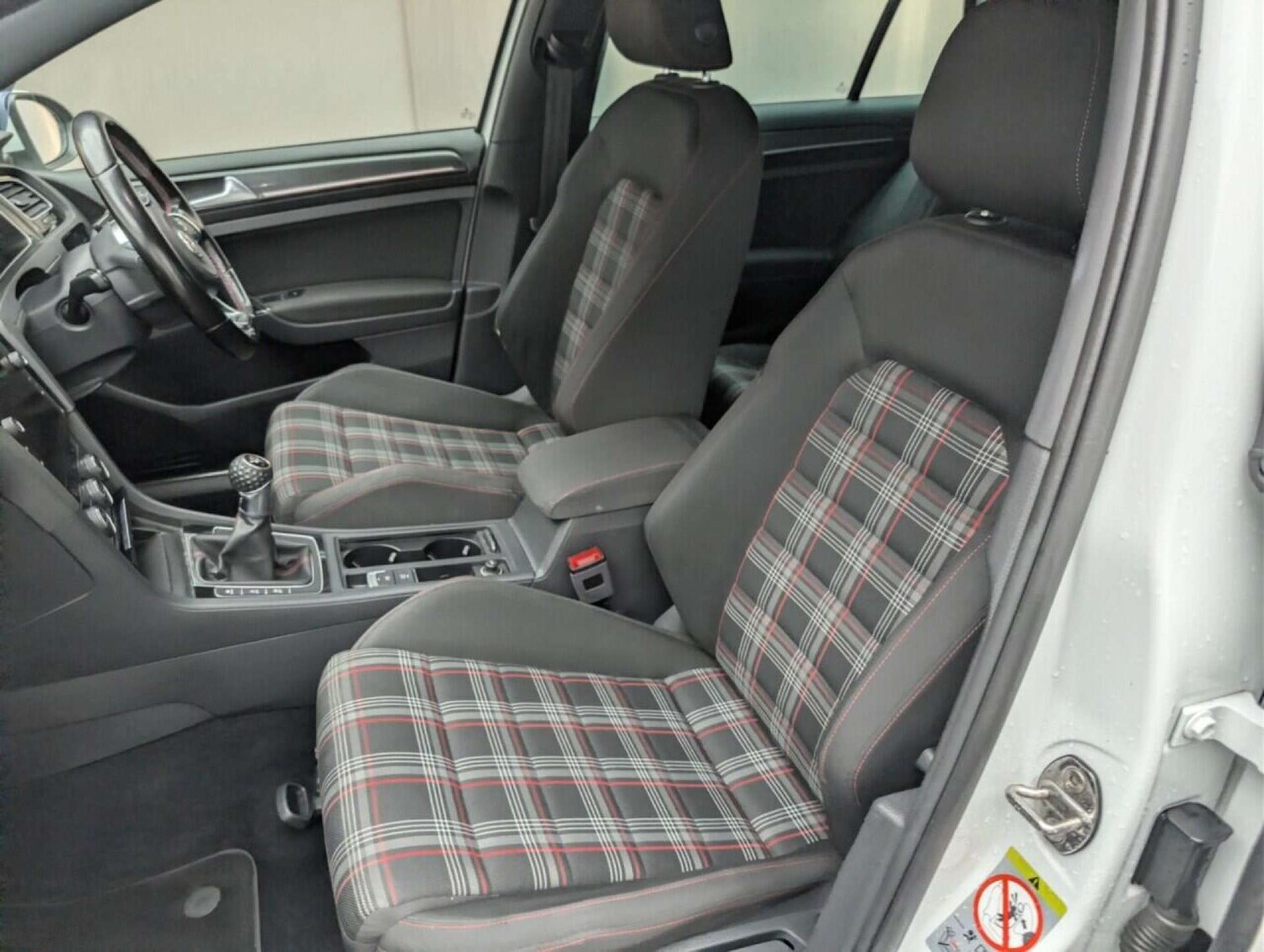 Used Volkswagen Golf 2017 for sale - 77713263: Photo 25