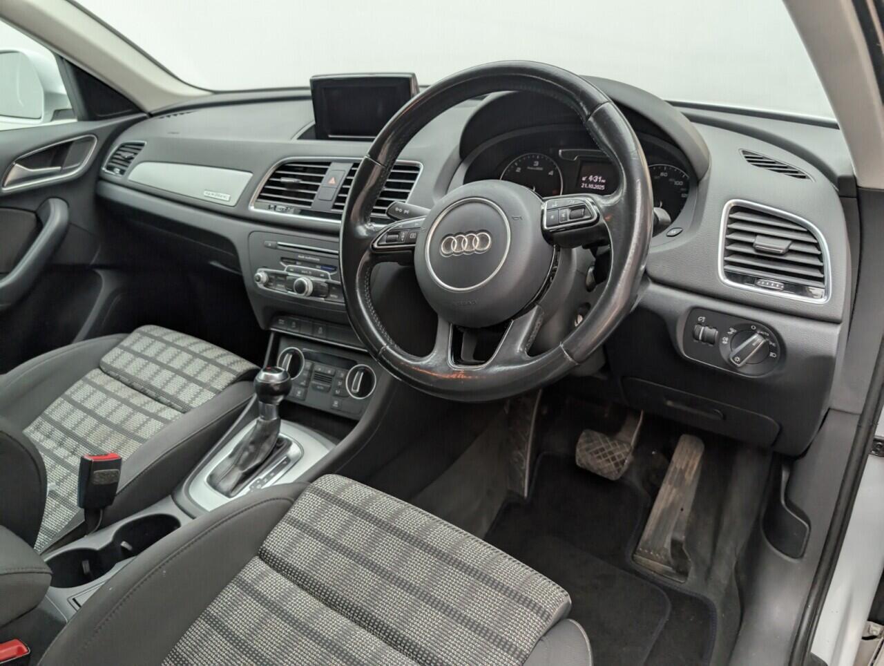 Used Audi Q3 2017 for sale - 76425699: Photo 11