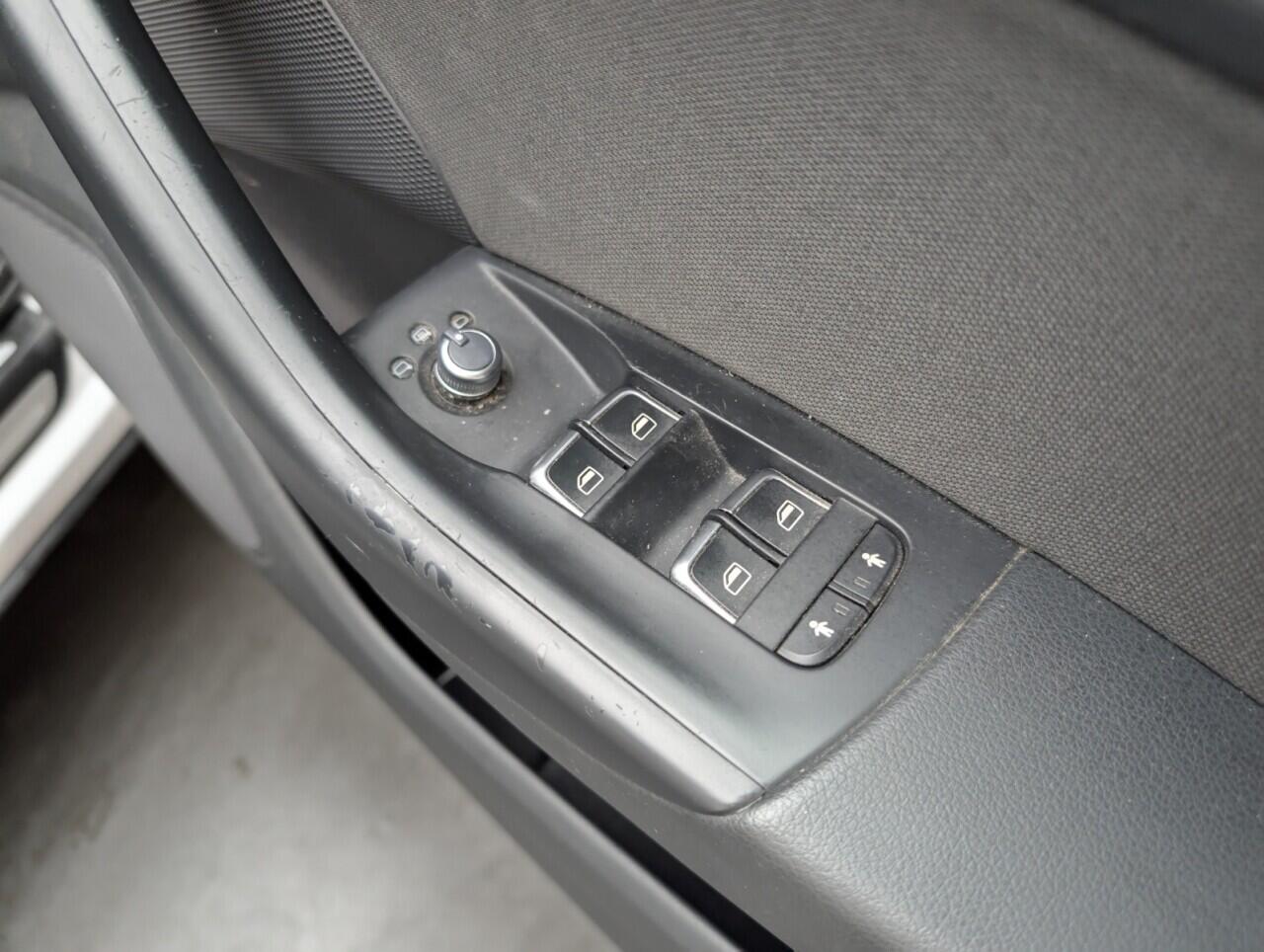 Used Audi Q3 2017 for sale - 76425699: Photo 21