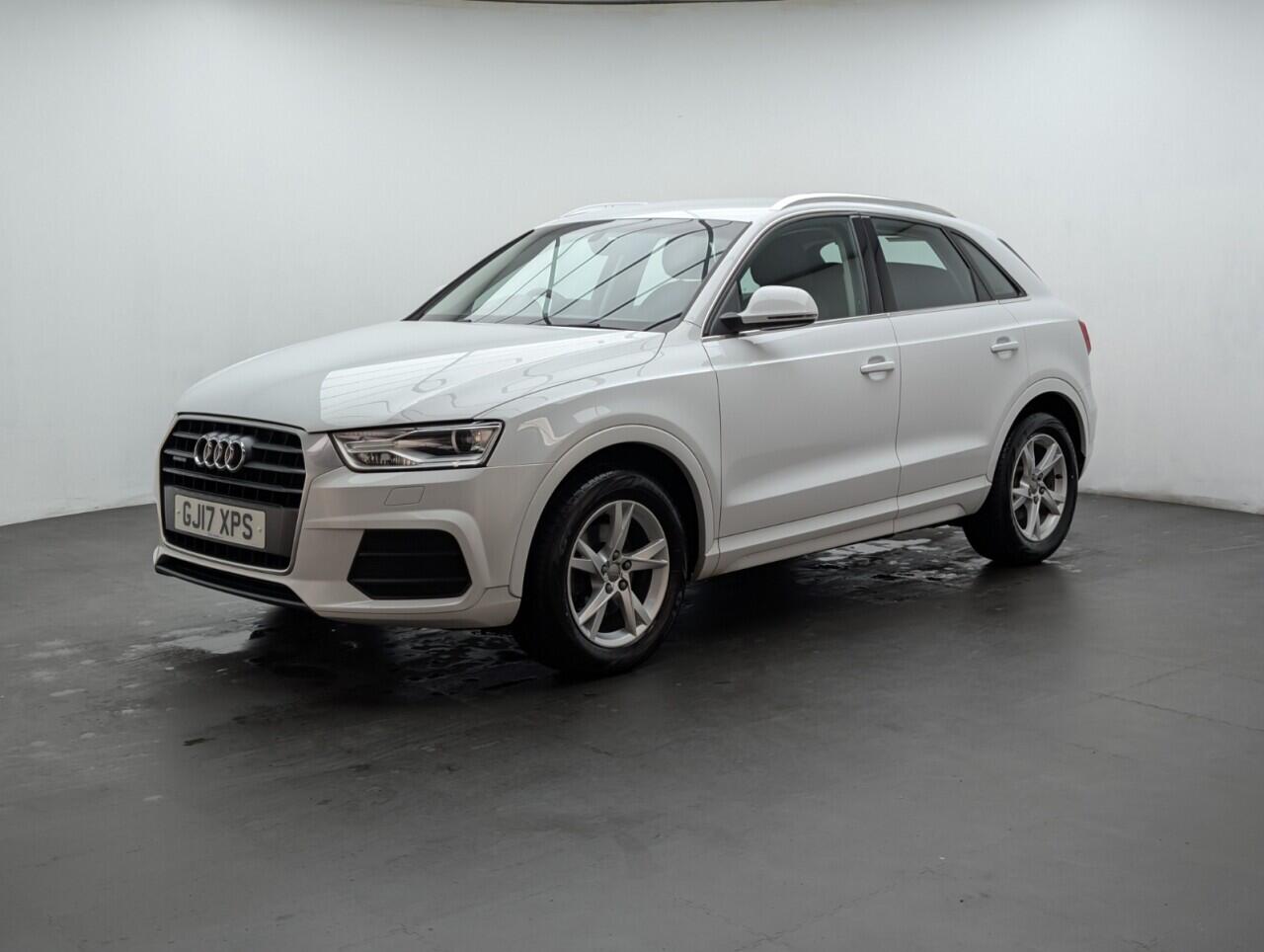 Used Audi Q3 2017 for sale - 76425699: Photo 4