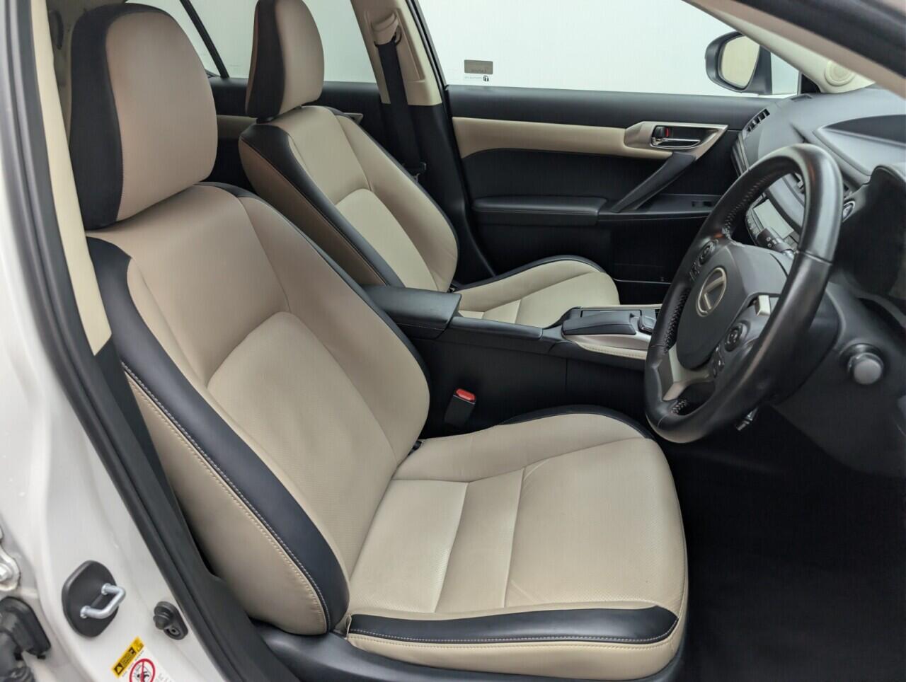Used Lexus CT 2019 for sale - 76549870: Photo 12