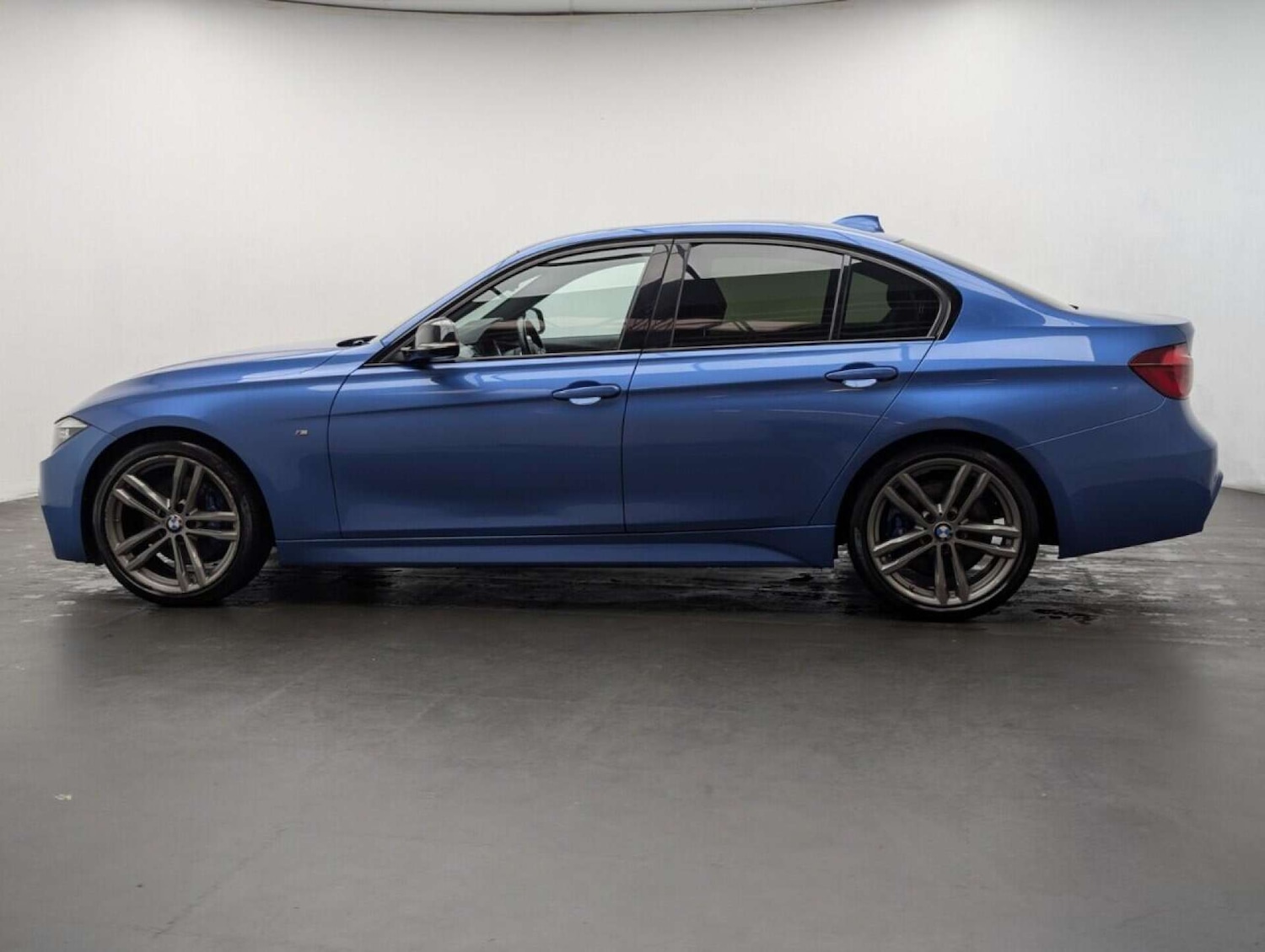 Used BMW 3 Series 2018 for sale - 77713397: Photo 5